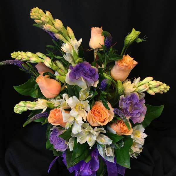 Mixed Bouquet with Roses and Tuberoses
