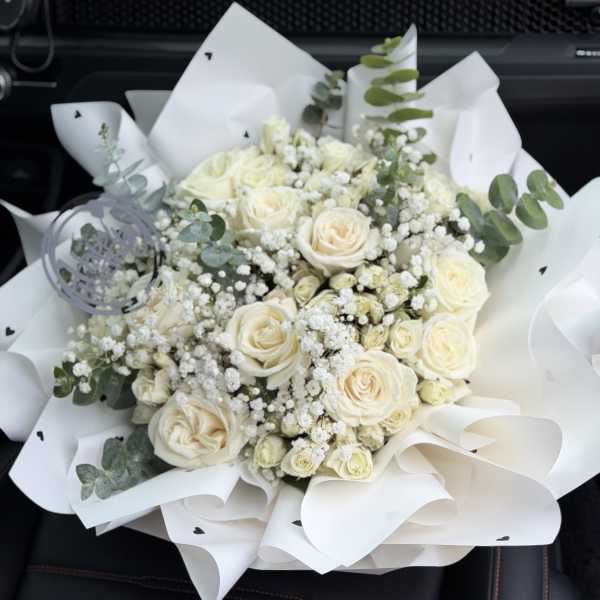 White bouquet