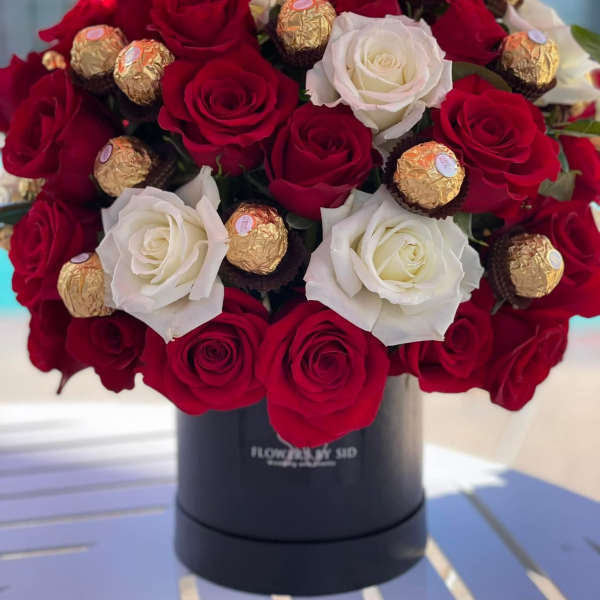 Round Roses Box