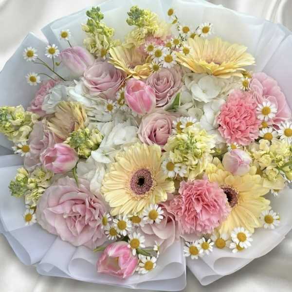 Pastel Garden Luxury Bouquet