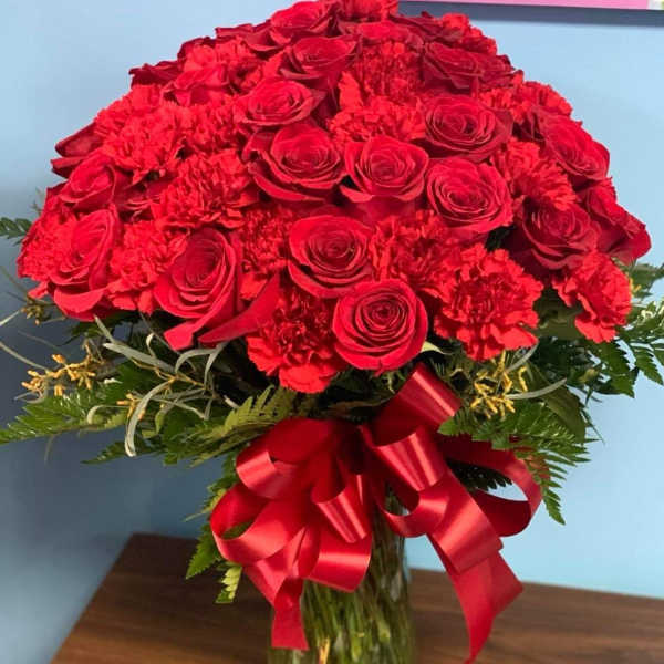 Red Wave Bouquet