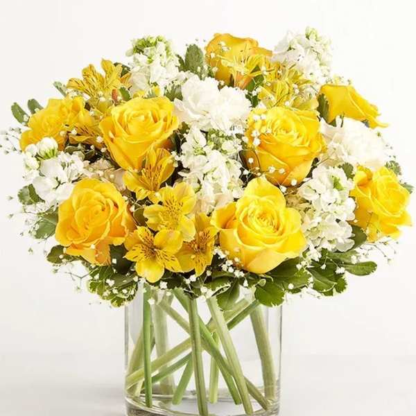 Yellow & White Delith Bouquet