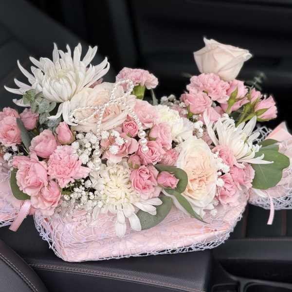 Pink candy shape arrangement