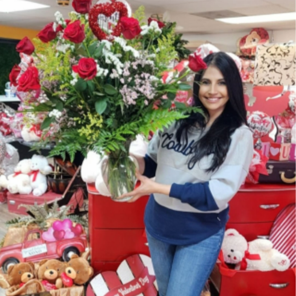 1 Dozen Long Stem Roses