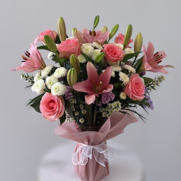 Romance & Roses