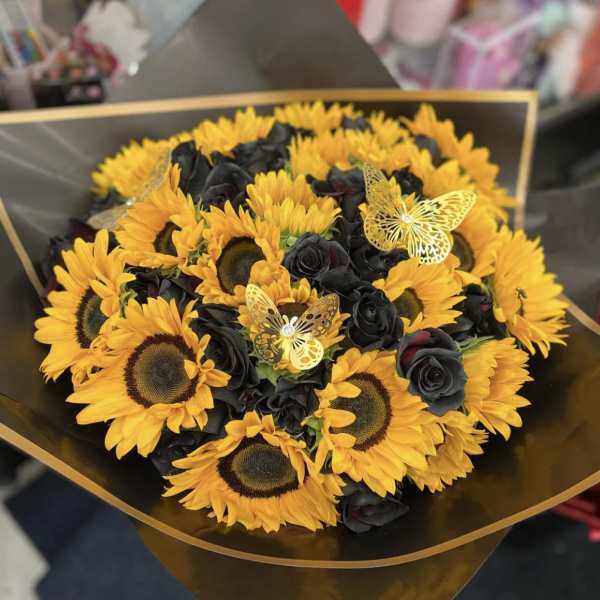 Black roses and black sunflowers