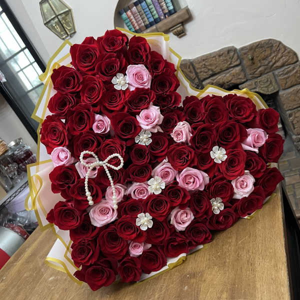 Heart Shape Wrapped bouquet