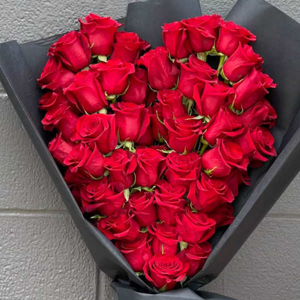 Laid Bouquet - Rose Heart