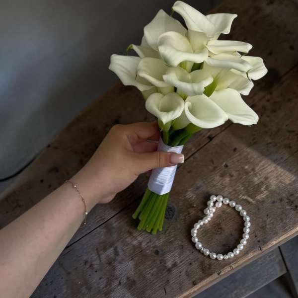 Calla Lily Bouquet