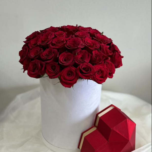 Rose Box Arrangement