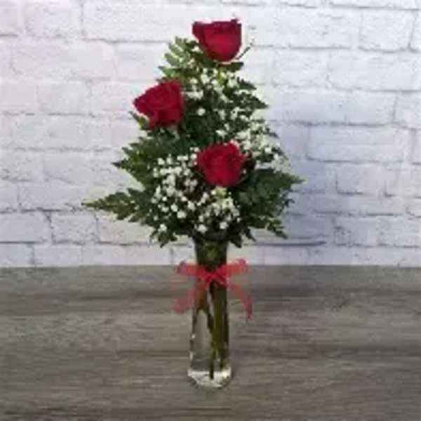 3 Red Rose Budvase