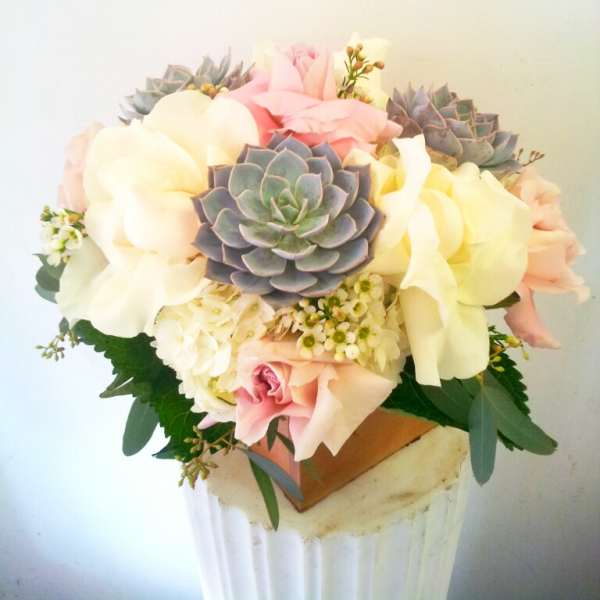 Rustic Design with Succulents