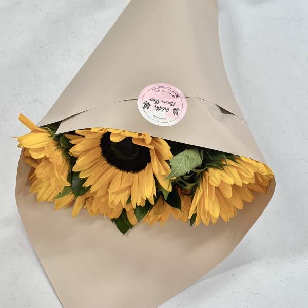 6 Sunflowers Bouquet