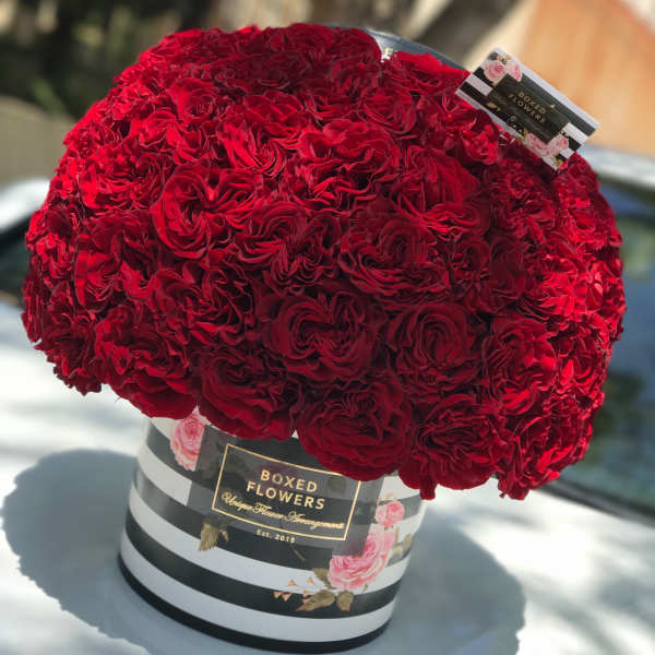 Ruffled Red rose Signature Logo Box