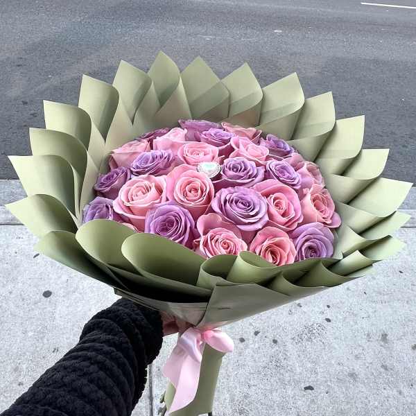 25 Roses - Bouquet With Pink And Purple Roses