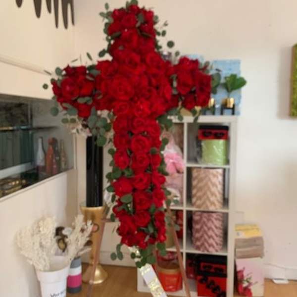 Red Rose Cross Funeral Tribute