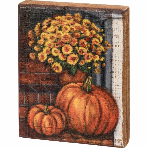 Box sign, Orange pumpkins and florals