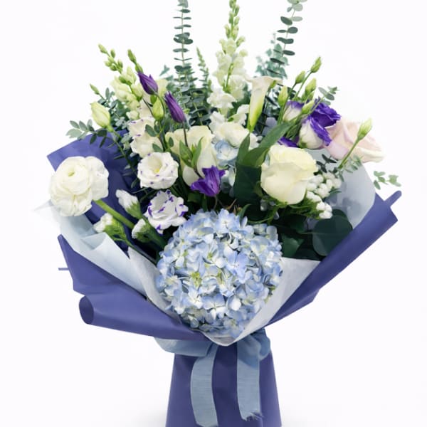 SOFT SERENITY BOUQUET
