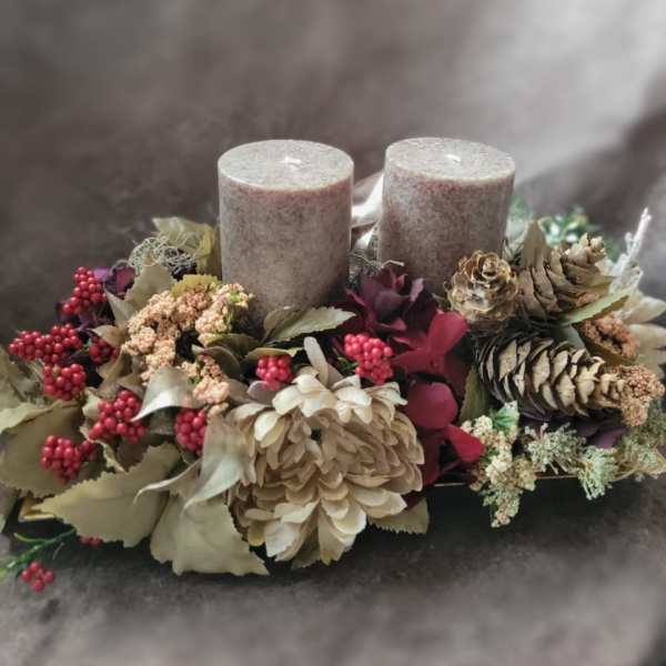 Stay Cozy. It's Christmas! (FAUX FLOWERS)