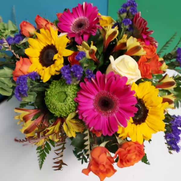 Sassy Sue By Art & Flowers