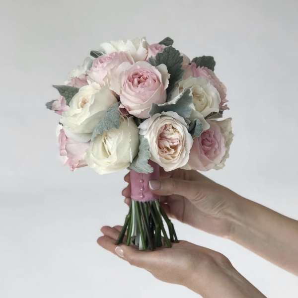 Bridal bouquet of garden roses