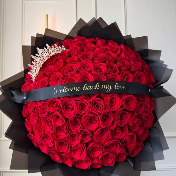 Elegant bouquet 100 red roses