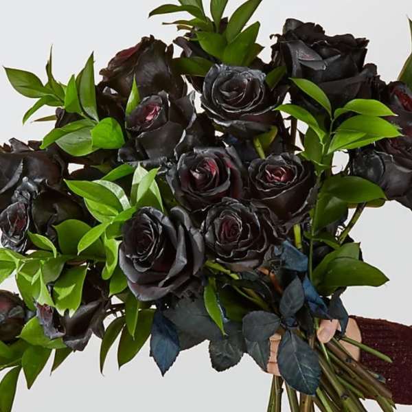 Black Roses Bouquet