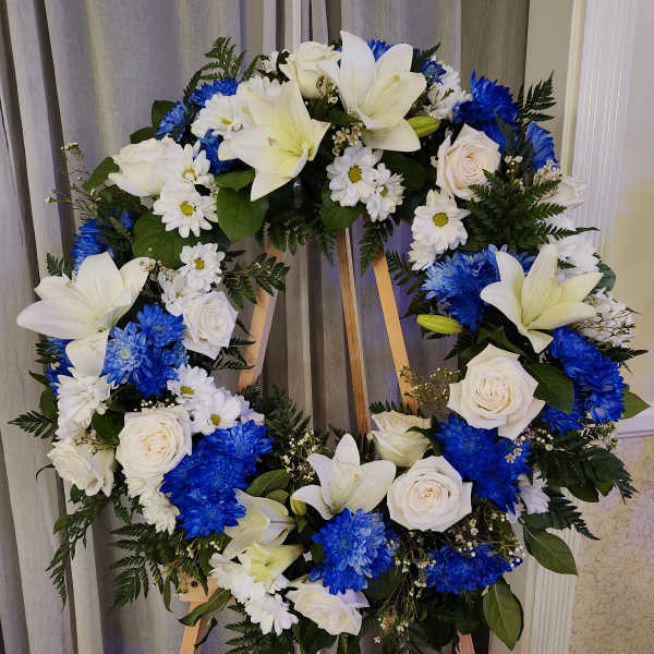 Blue/White Wreath