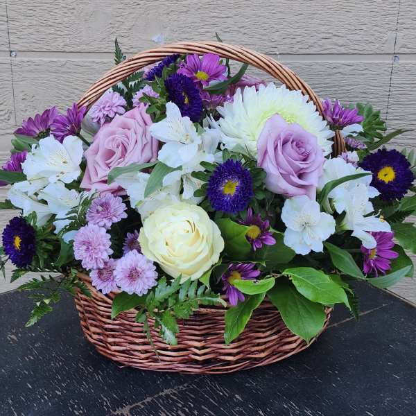 Basket of flowers Designer's Choice