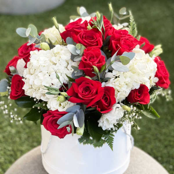 Romance & Grace Bloom Box