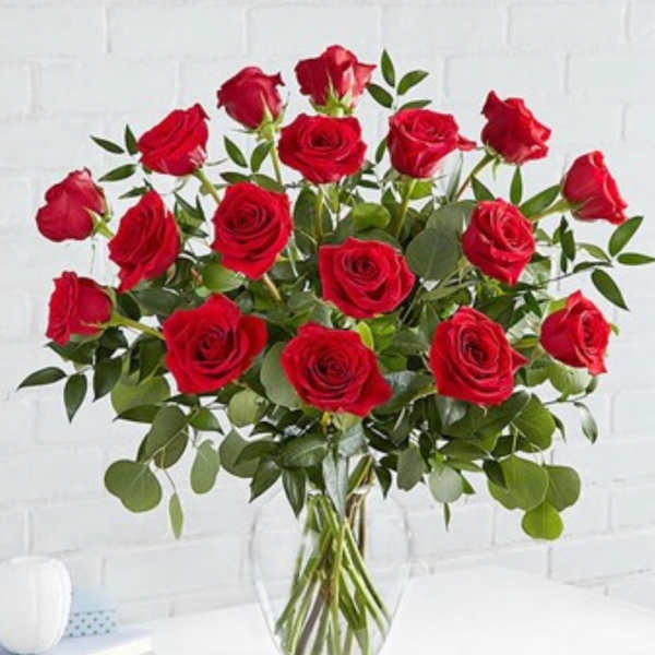 Heart's Desire Bouquet - 18 Red Rose Bouquet