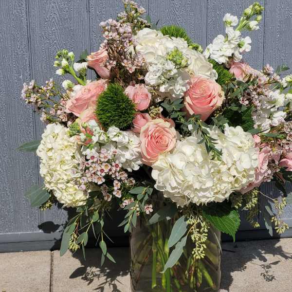 Soft Pink & White Love Bloom