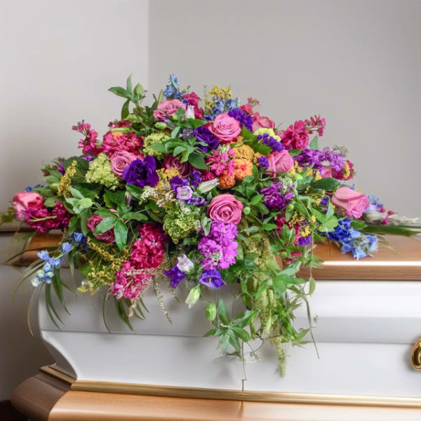 Vibrant Beauty Casket Spray
