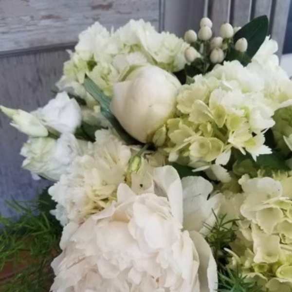 White floral bouquet with hydrangeas and peonies