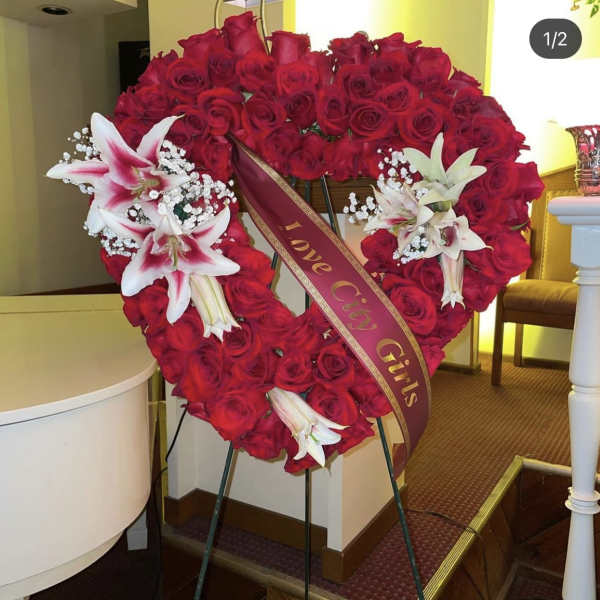 Roses and Lilies Standing Heart