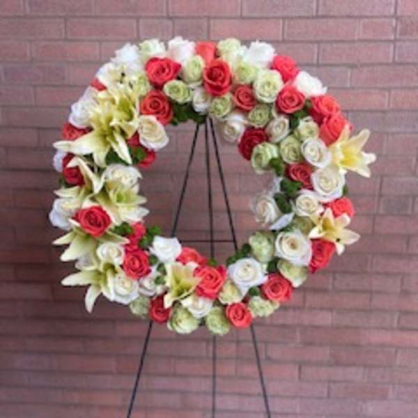 Round Wreath Roses and Lilies