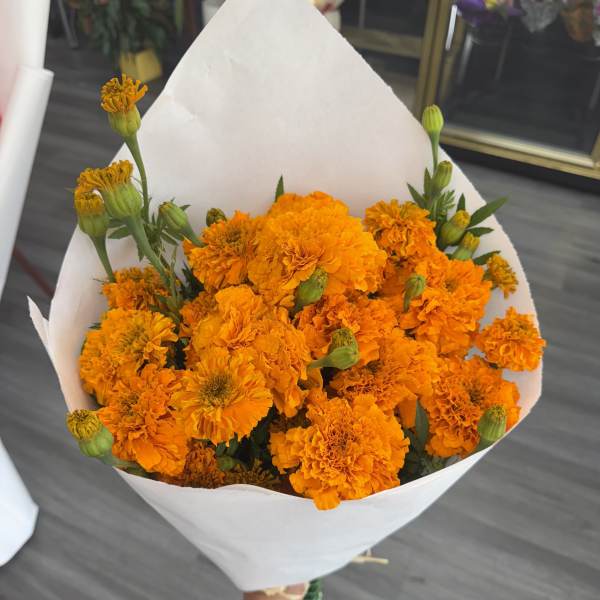 Marigold Tradition Bouquet