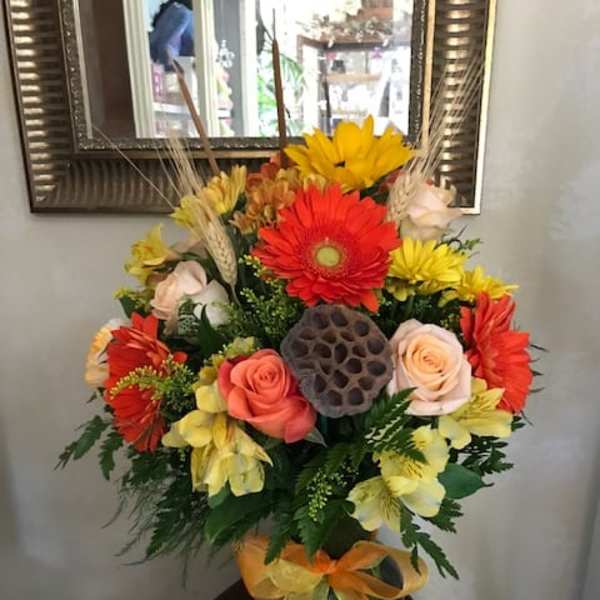 AUTUMN VASE ARRANGEMENT