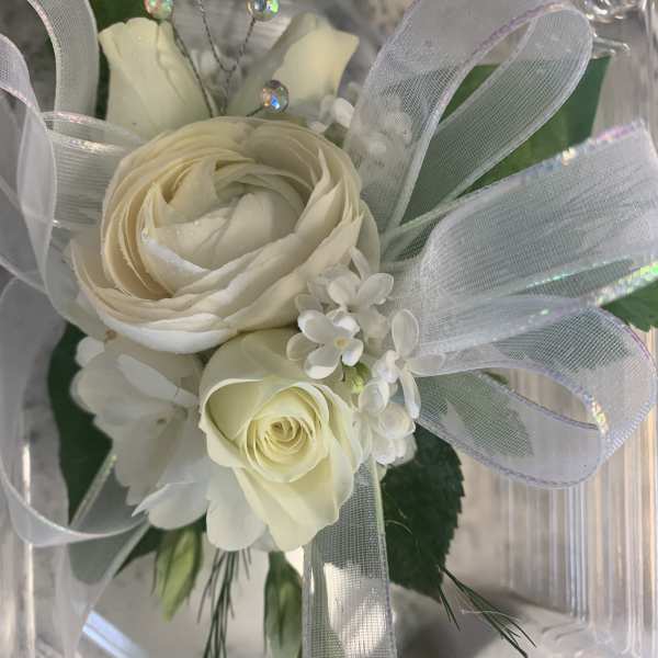 White rose bouquet with sheer ribbon and decorative beads