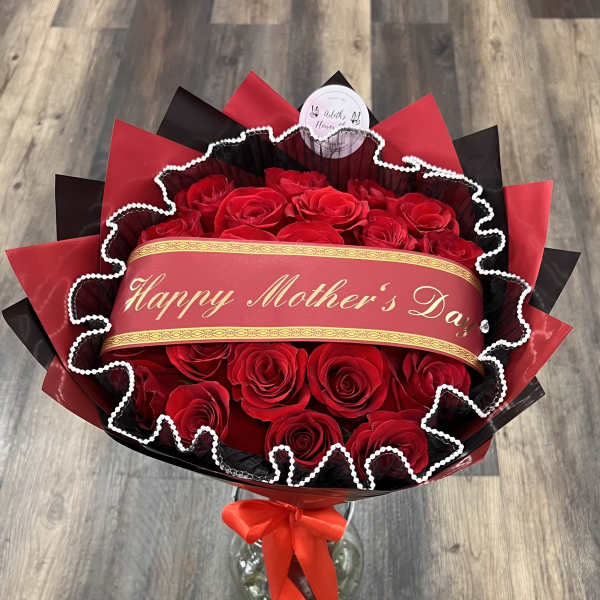 25 Red Roses Bouquet With Happy Mother’s Day Banner