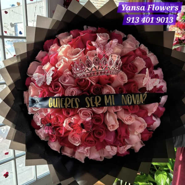 150 Red & Pink Flower Bouquet