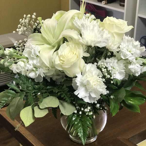 Florist design in white