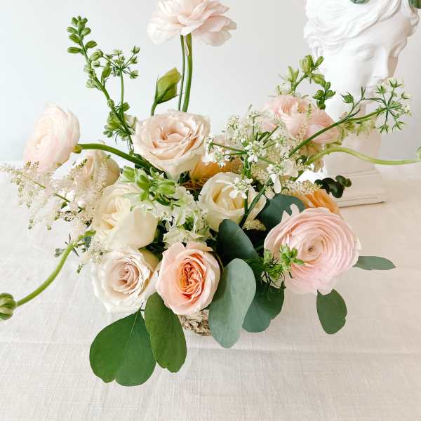 Blush and ivory rose bouquet with airy white filler flowers