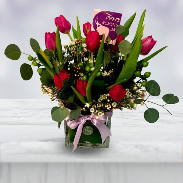 Pretty woman arrangement by The House of Flowers