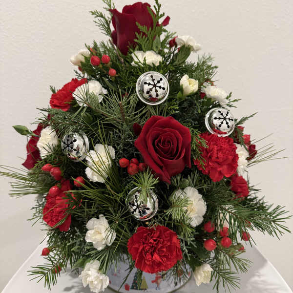 Christmas Tree of Roses