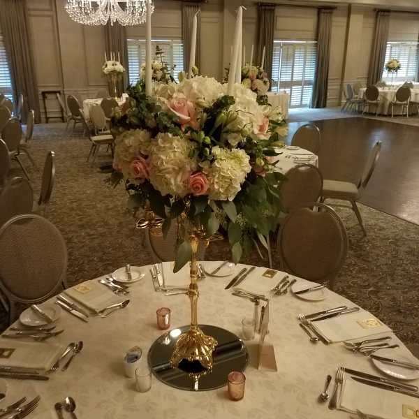 Gold centerpiece from Roma flower shop