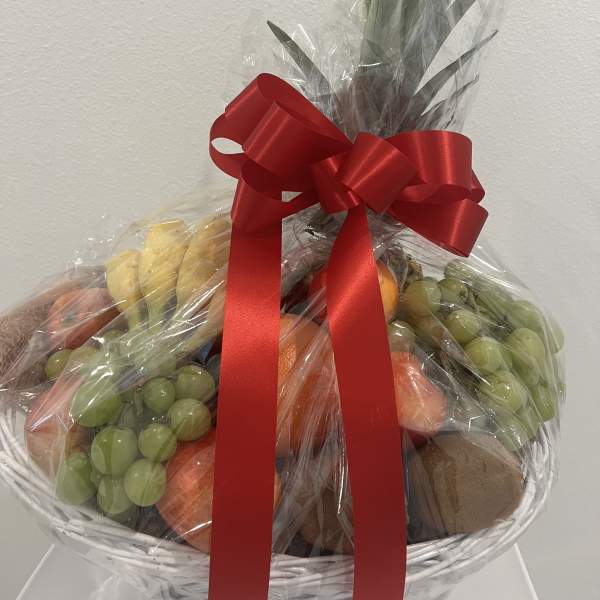 Fruit basket of your choice