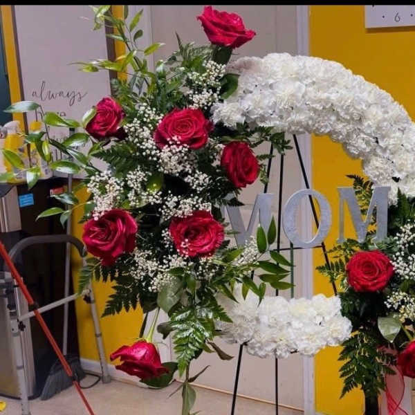 Eternal Love Tribute Wreath