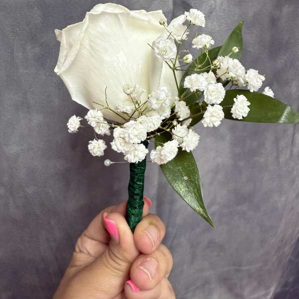 Emerald green white rose boutonnière