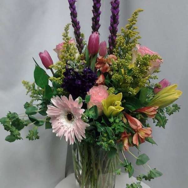 garden mixture of spring colors